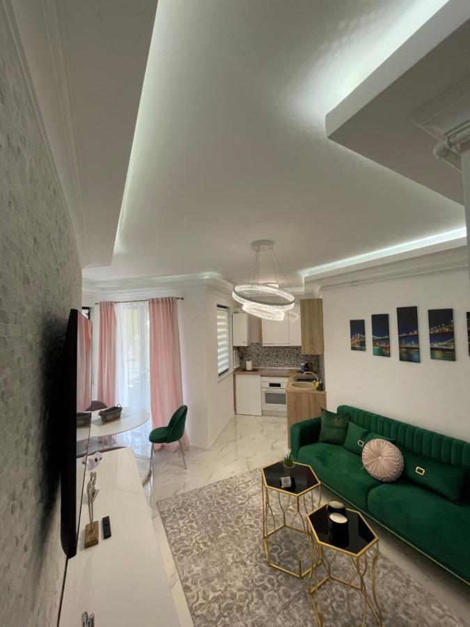 Appartement Ayan-Ayaz Luxury à Năvodari Extérieur photo