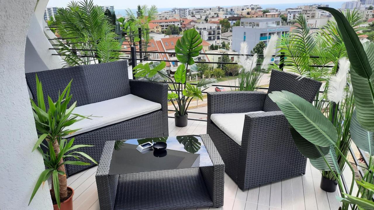 Appartement Ayan-Ayaz Luxury à Năvodari Extérieur photo