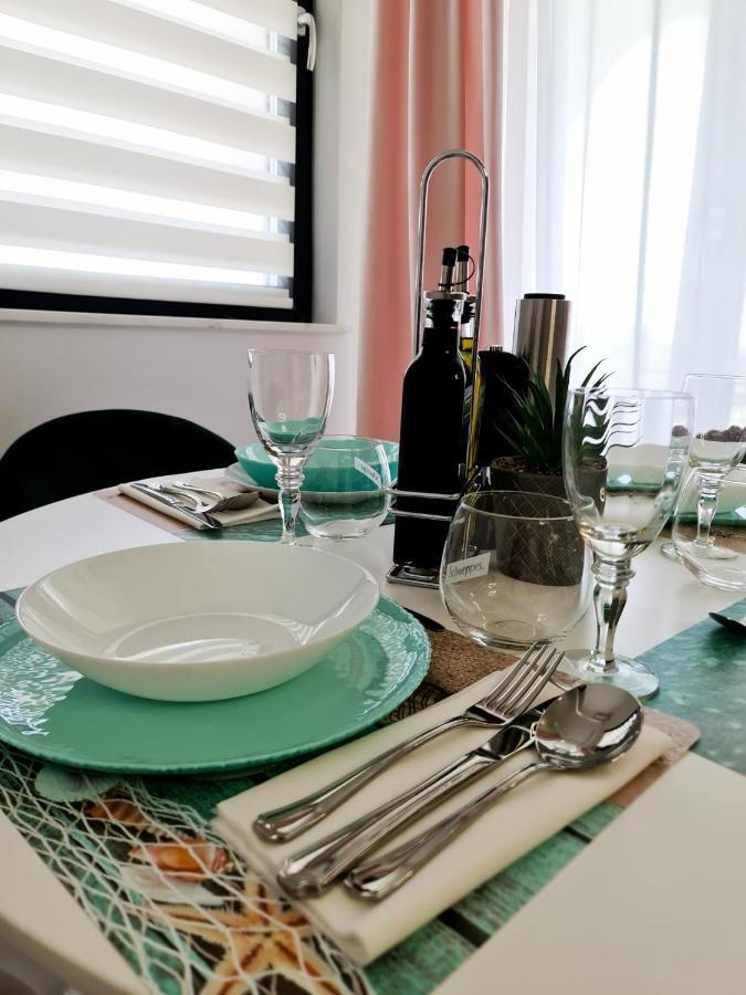 Appartement Ayan-Ayaz Luxury à Năvodari Extérieur photo